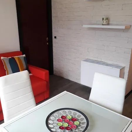 Campione Giulia Exclusive Lakefront By Gardadomusmea Apartment *